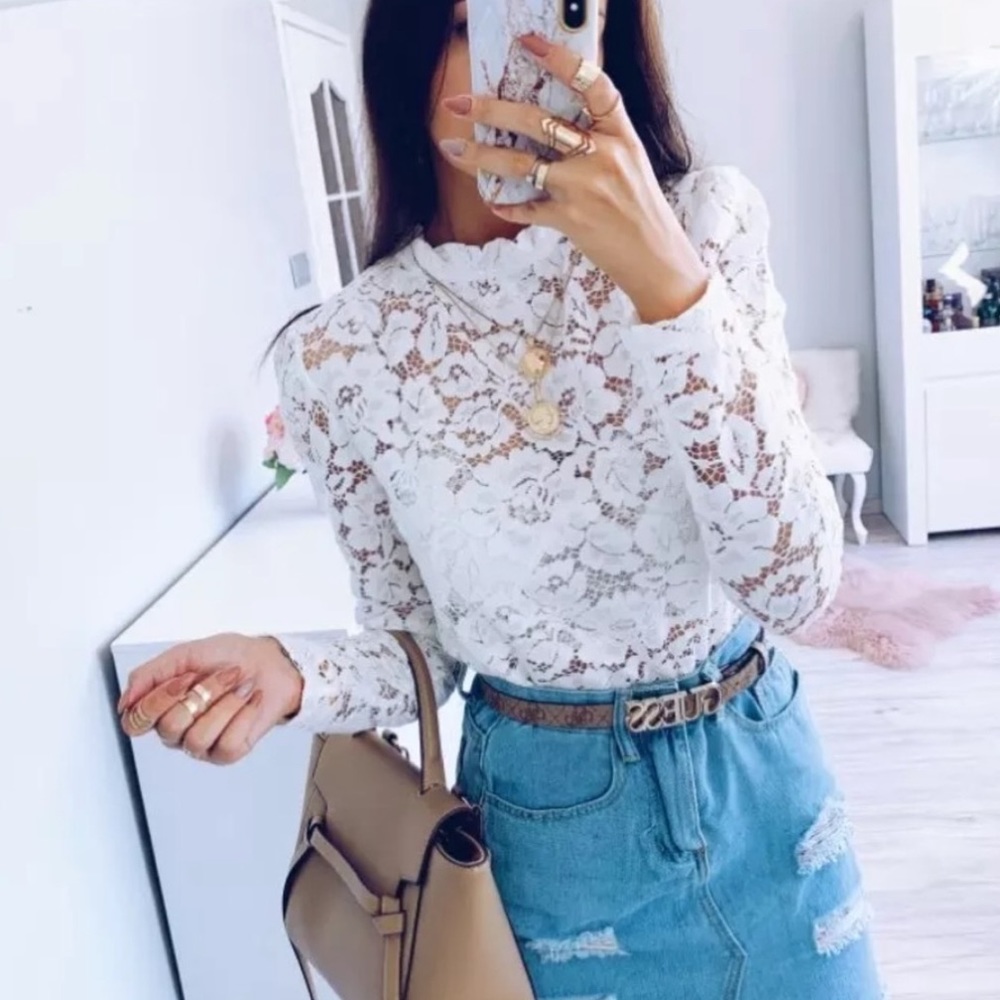 🌸New🌸Chic Lace Blouse - Picture 2 of 8